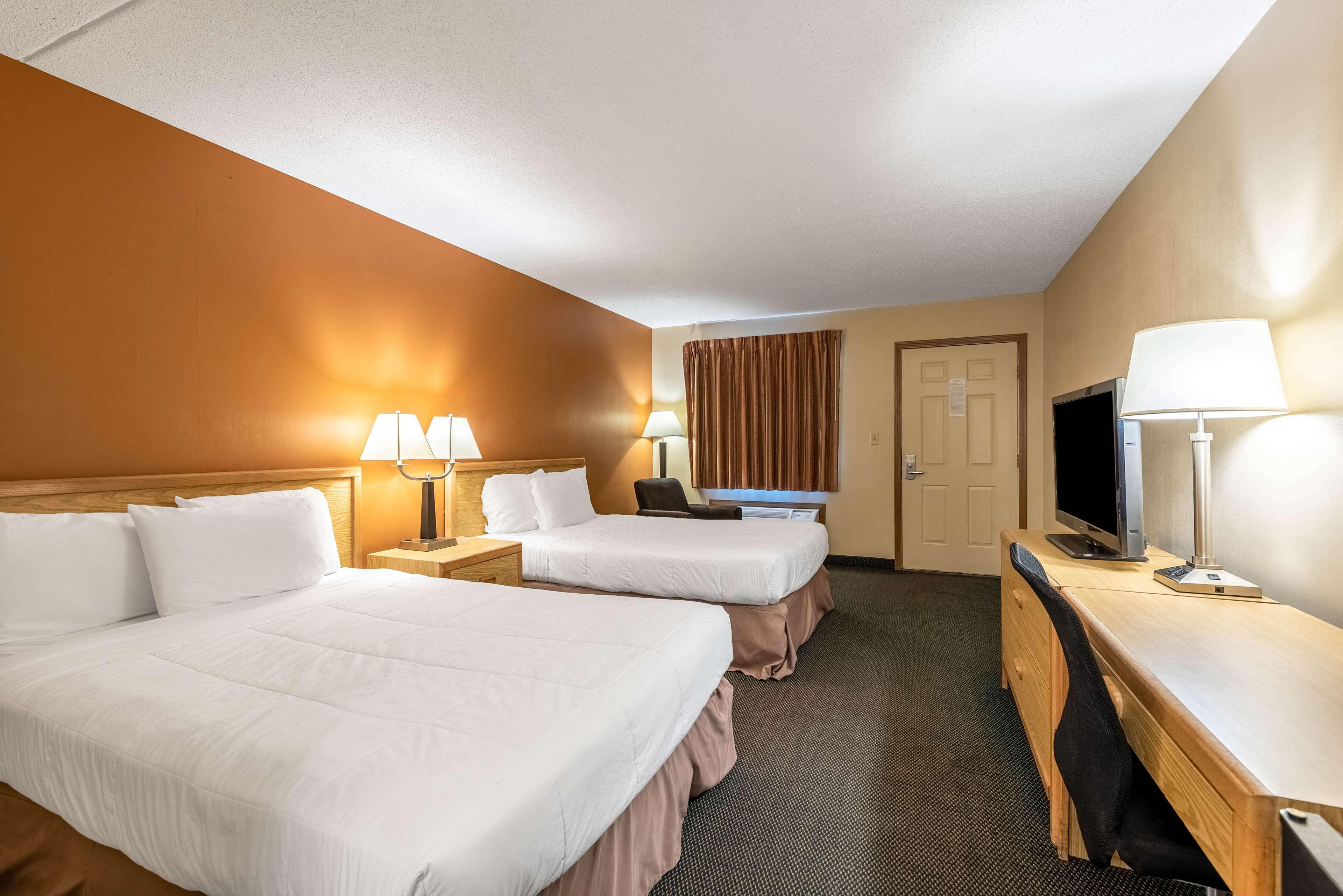 Americas Best Value Inn St. Marys Экстерьер фото